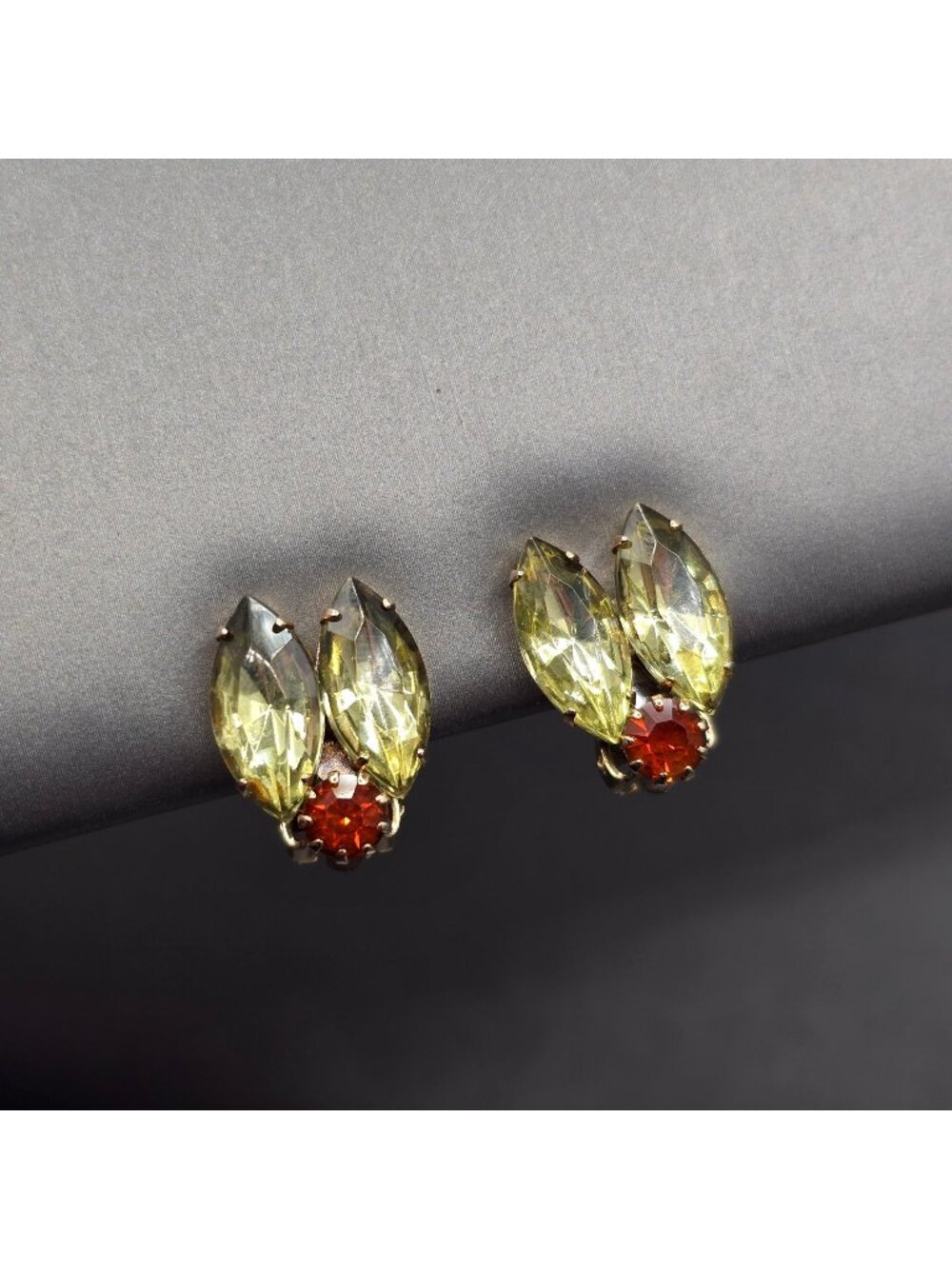 Vintage Citron Green Amber Rhinestone Clip On Earrings Marquise MCM Gold Tone